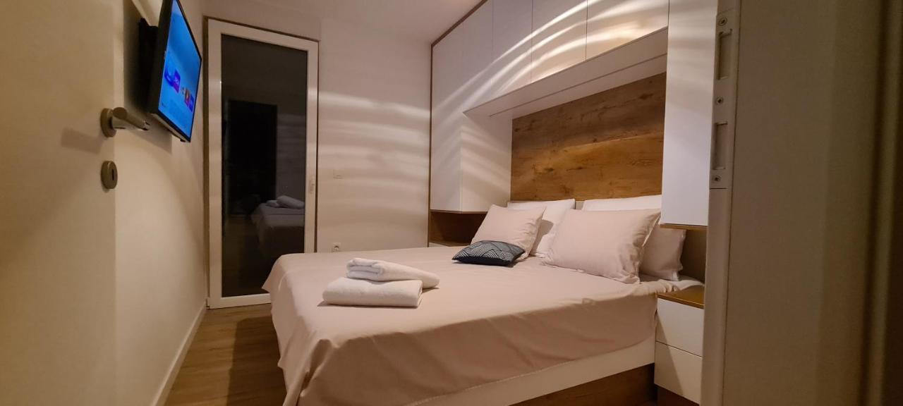 Apartman Marcelina 2 In Trogir Eksteriør billede
