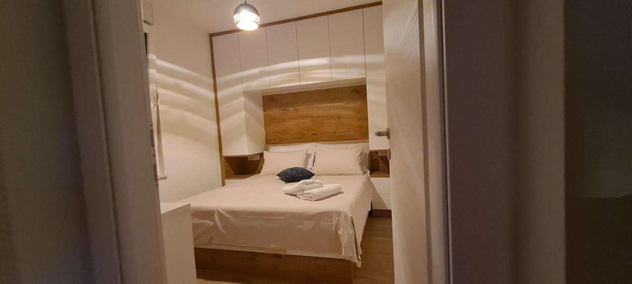 Apartman Marcelina 2 In Trogir Eksteriør billede