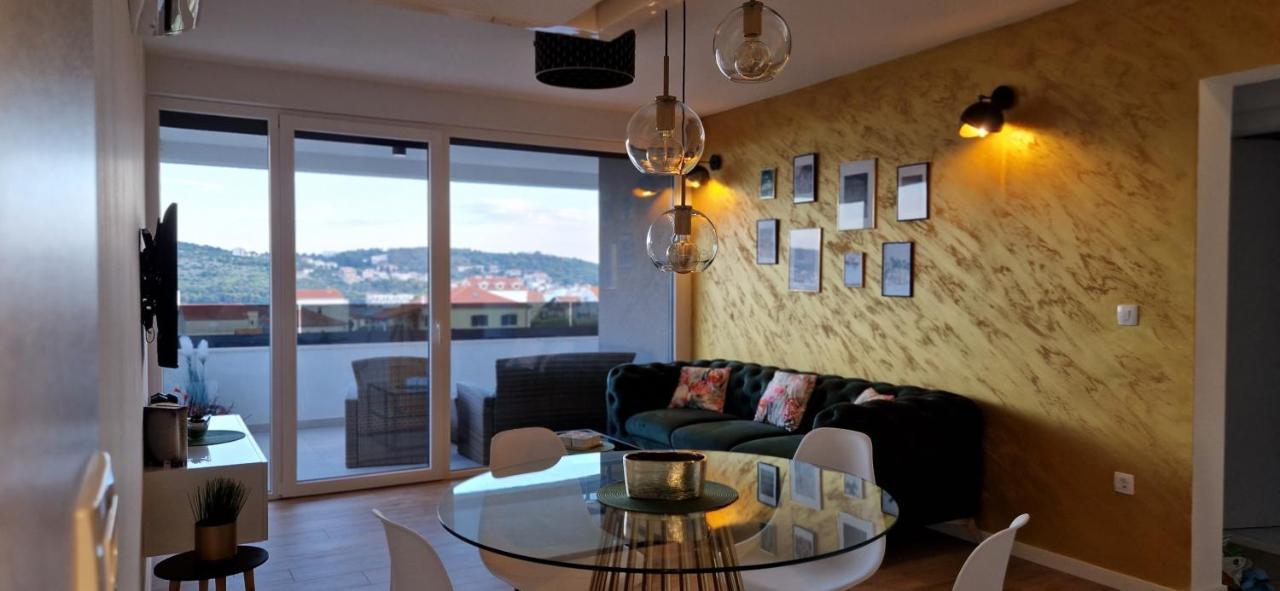 Apartman Marcelina 2 In Trogir Eksteriør billede